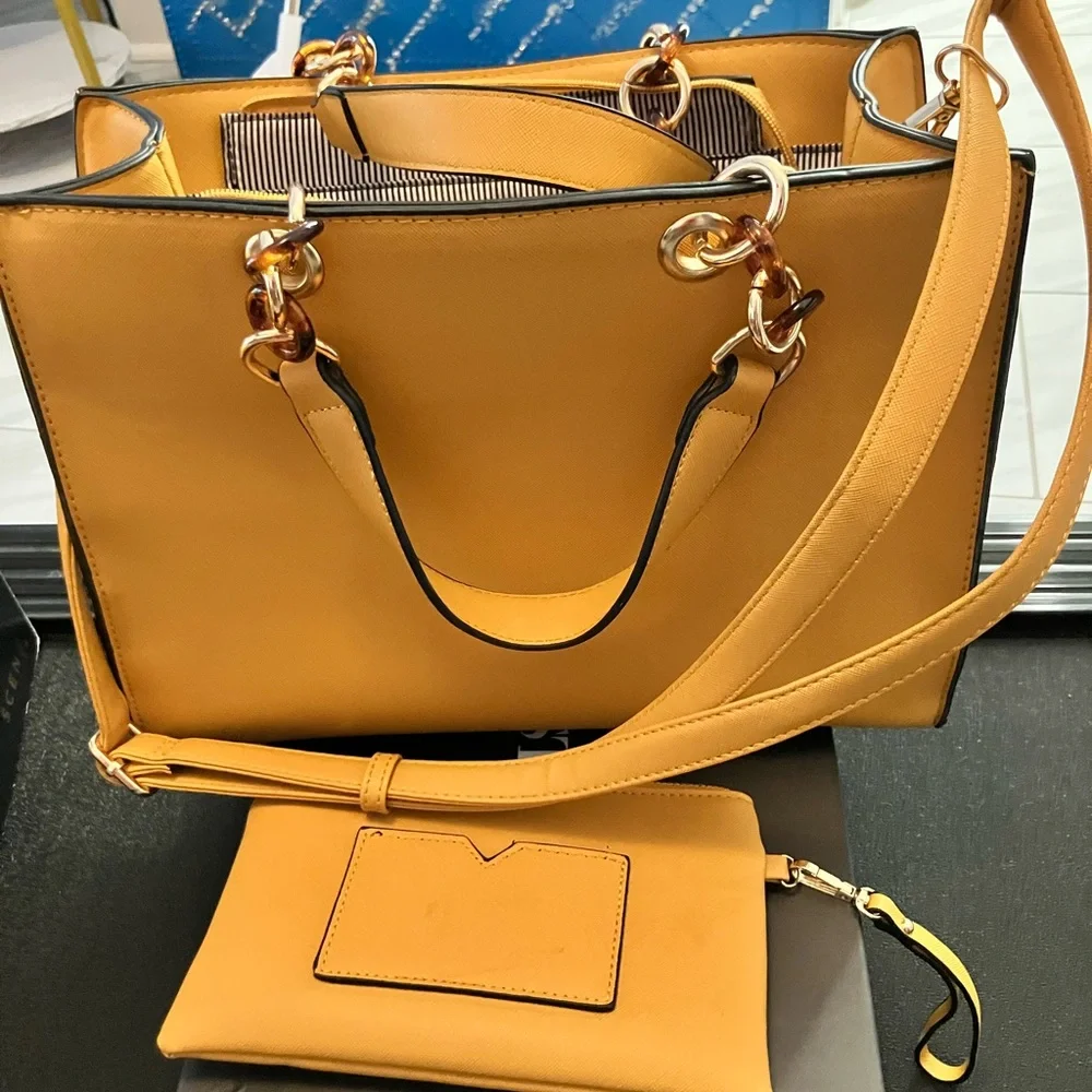 Vibrant Yellow Geometric Tote Bag with Silver Hardware - Picture 4 of 5